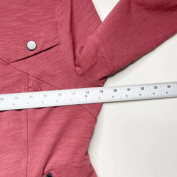 CABI French Knit Training Track Jacket Size M Wine Red Two Way Zipper Thumbholes - Picture 9 of 10